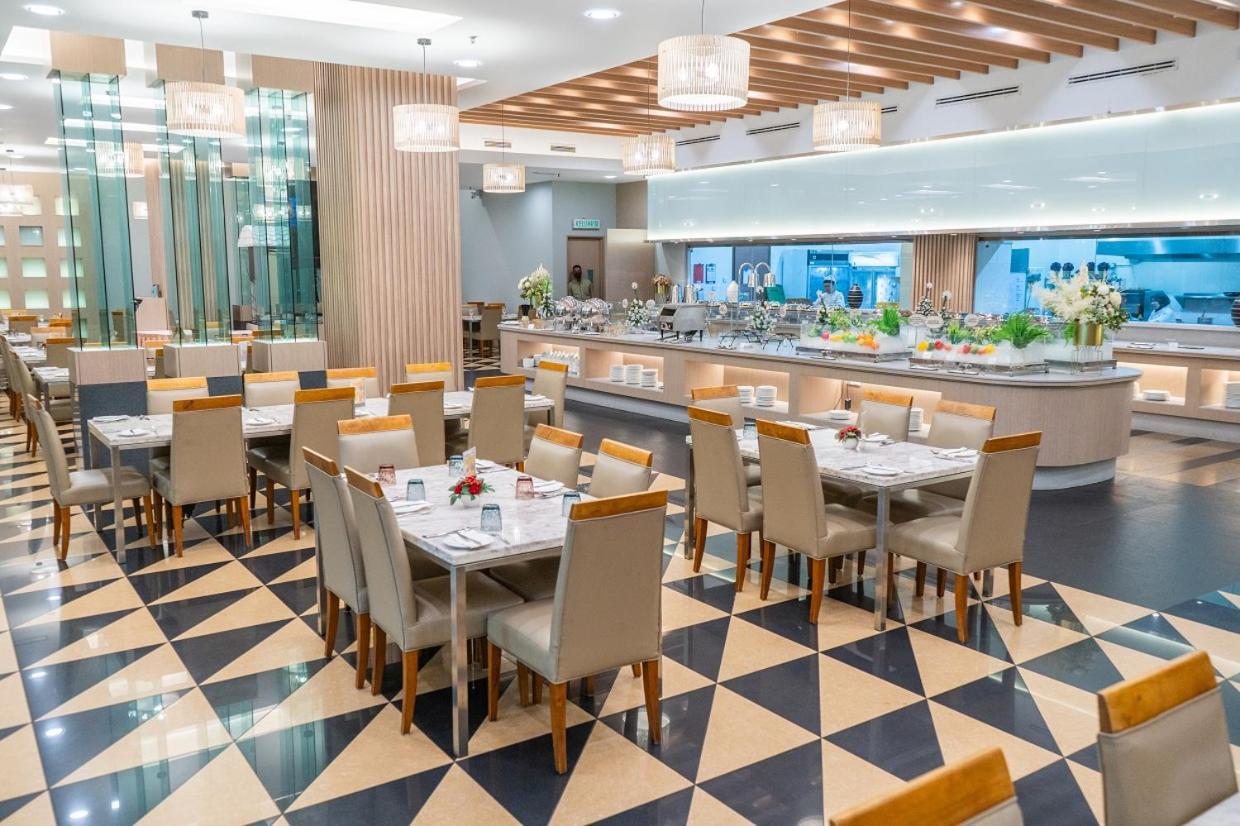 Nilai Springs Resort Hotel Eksteriør bilde