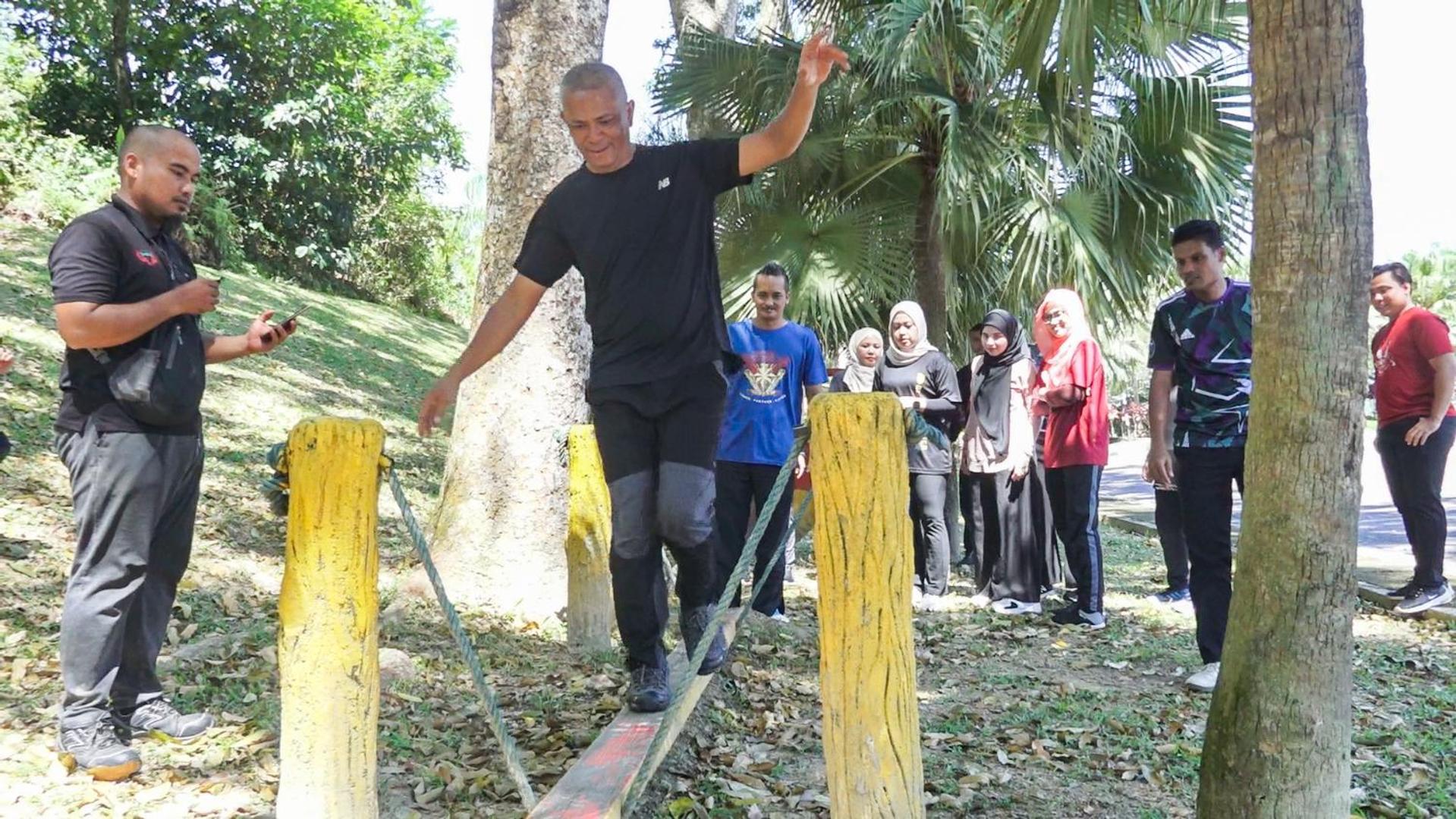 Nilai Springs Resort Hotel Eksteriør bilde
