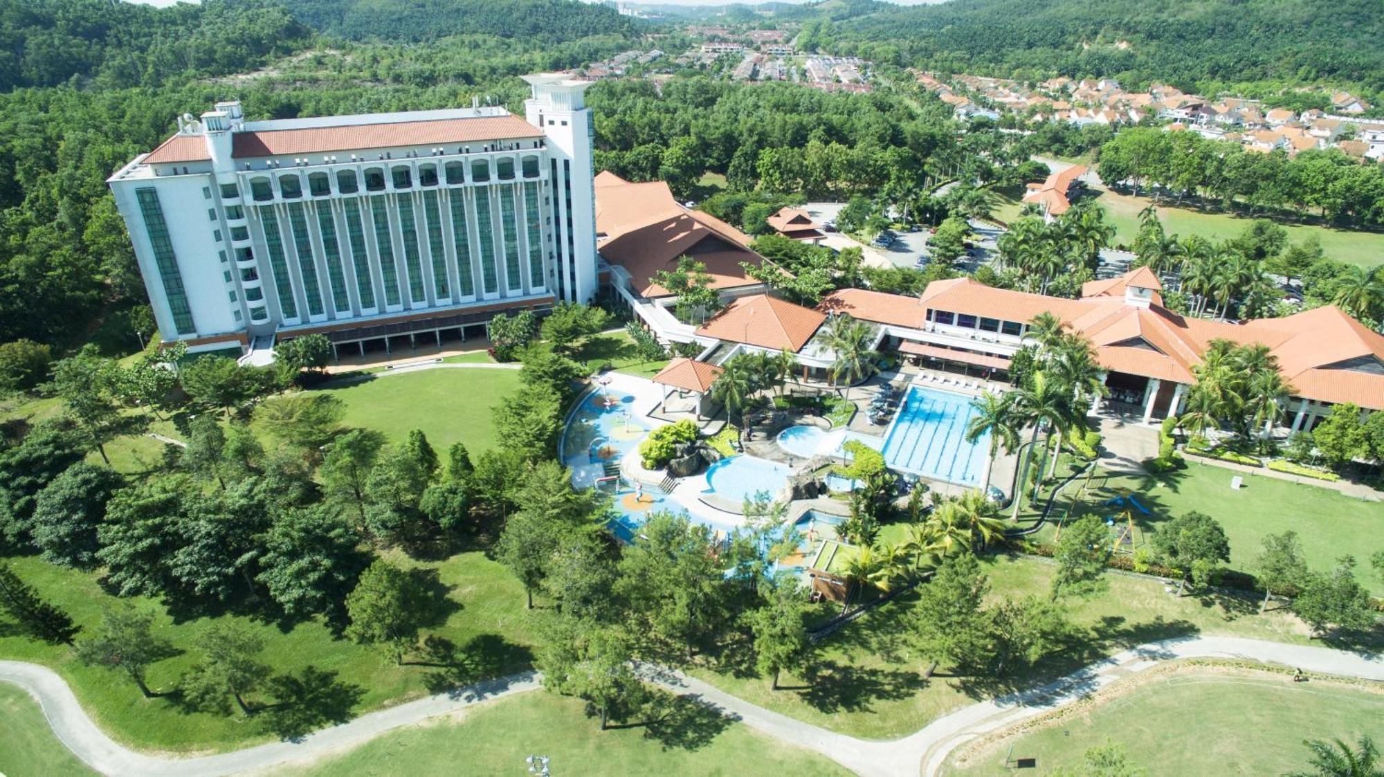 Nilai Springs Resort Hotel Eksteriør bilde