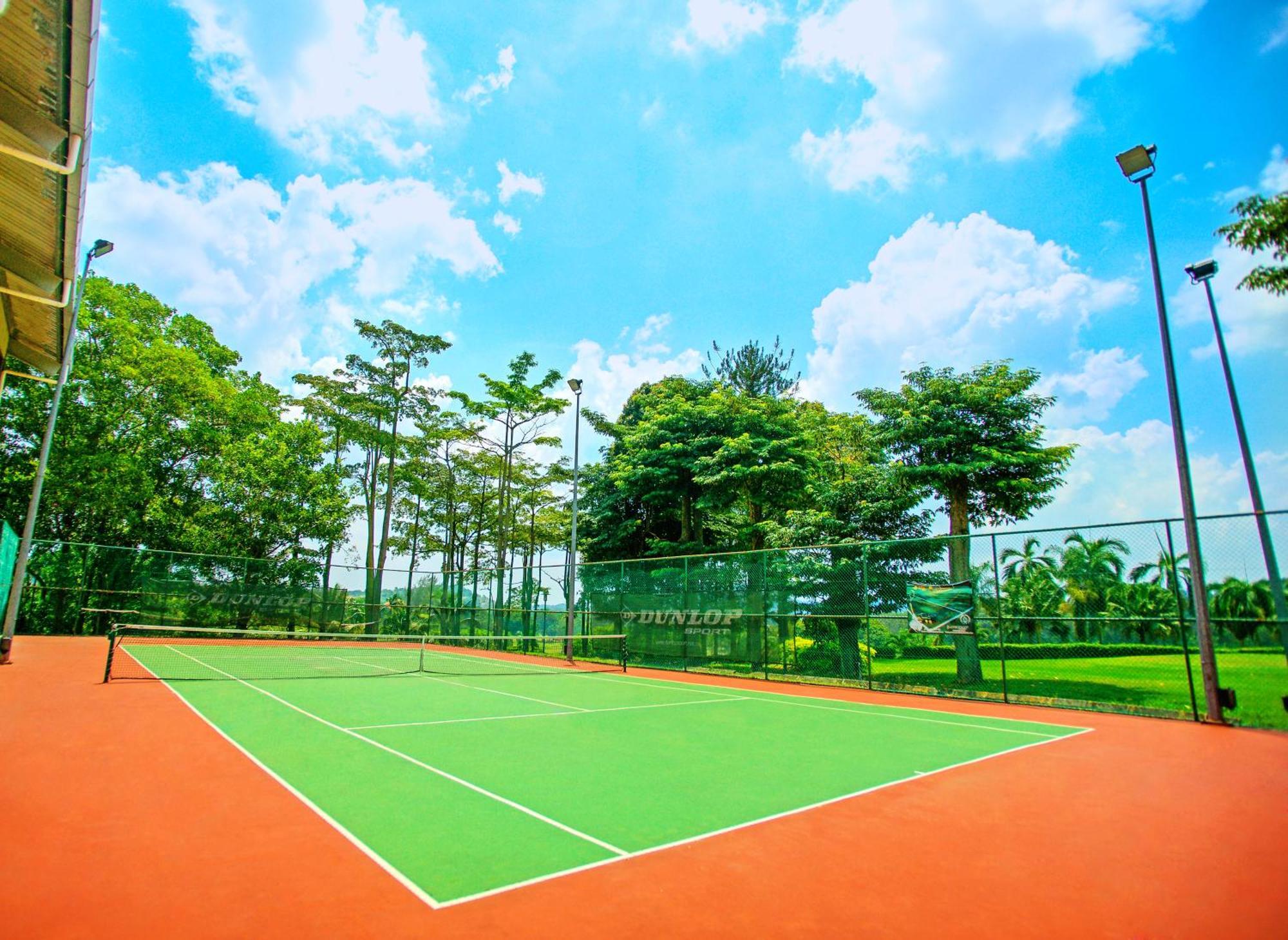 Nilai Springs Resort Hotel Eksteriør bilde